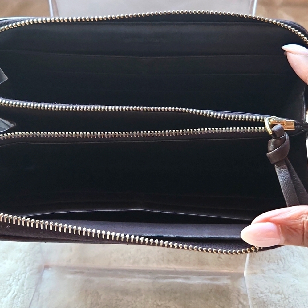 Bottega Veneta Elegant Dark Brown Woven Leather Wallet - Picture 5 of 5
